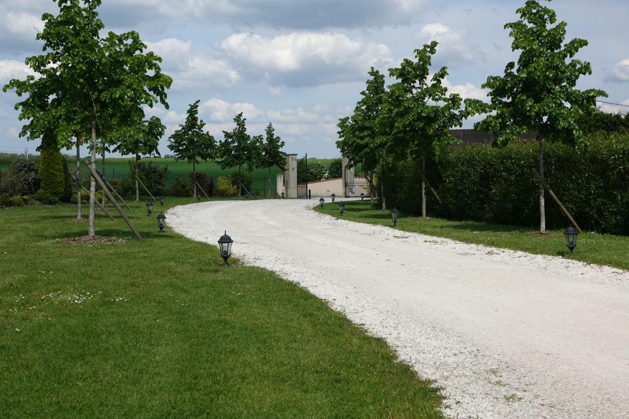 Le Manoir Des Aromes Hotel Brugny-Vaudancourt Exterior photo